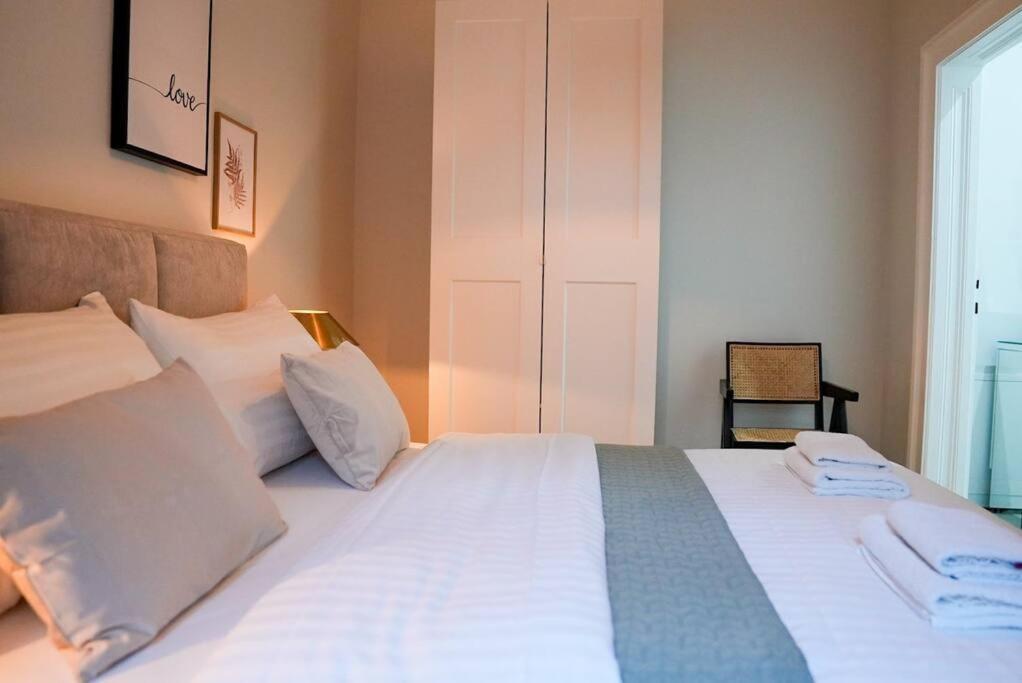 Boutique Suite Near Museum District เวียนนา ภายนอก รูปภาพ